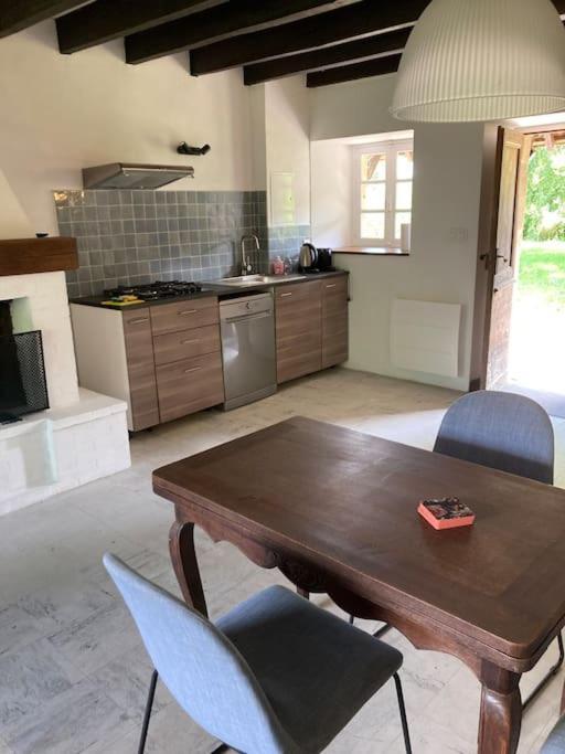 Vakantiehuis La Poire, Op Landgoed Aan De Dordogne Prudhomat Esterno foto